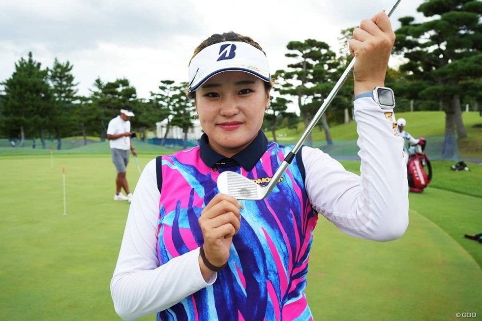 桑木志帆の「52度」打痕ヤバッ これぞプロの技