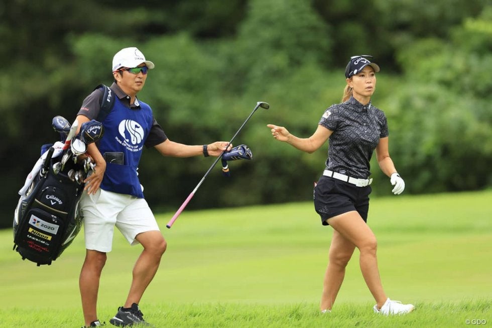 上田桃子が進藤大典キャディと12年ぶりのタッグ