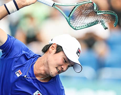 韓国選手 ラケット破壊＆握手拒否