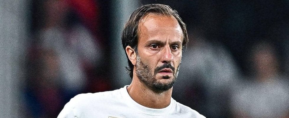 「今夜の選手たちは英雄」昇格組ジェノアがローマを4発撃破、ジラルディーノ監督が選手を称賛