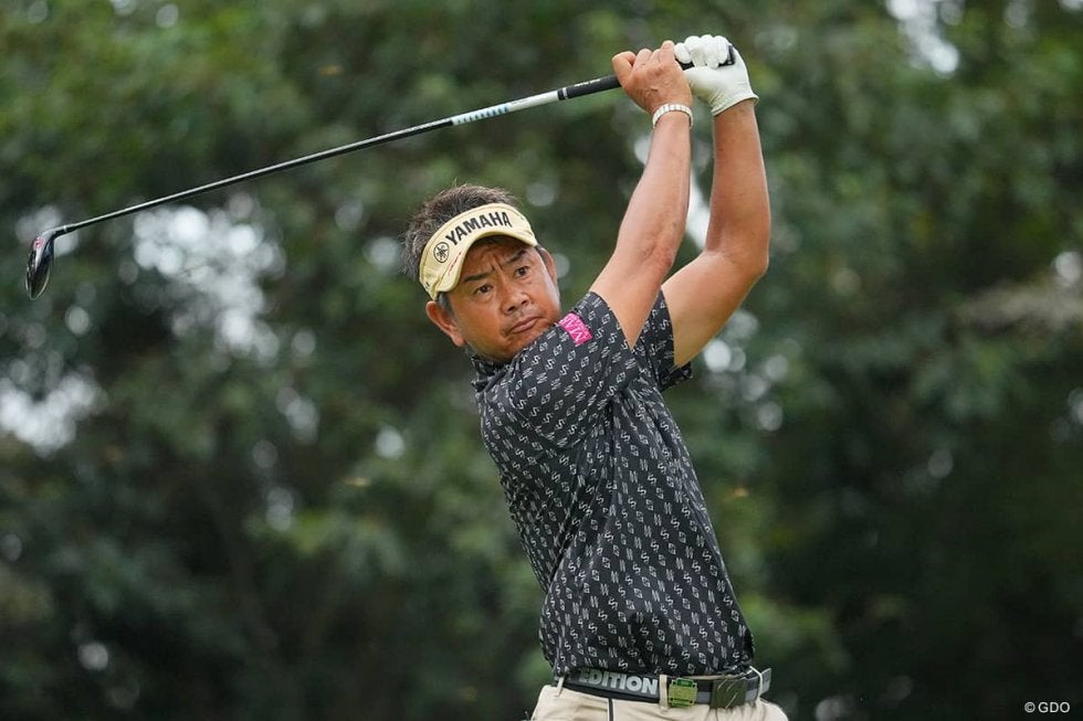 山添昌良ら首位発進 シニアメジャー連勝かかる藤田寛之は5打差23位