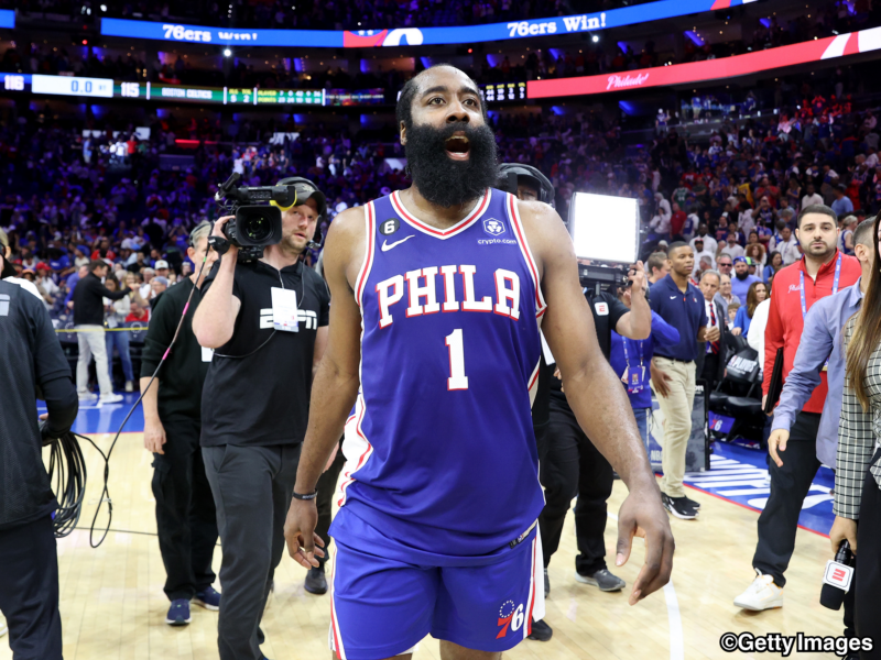 クラブ上層部と揉めたハーデンが残留決意か…チーム練習に参加し同僚も歓迎ムード