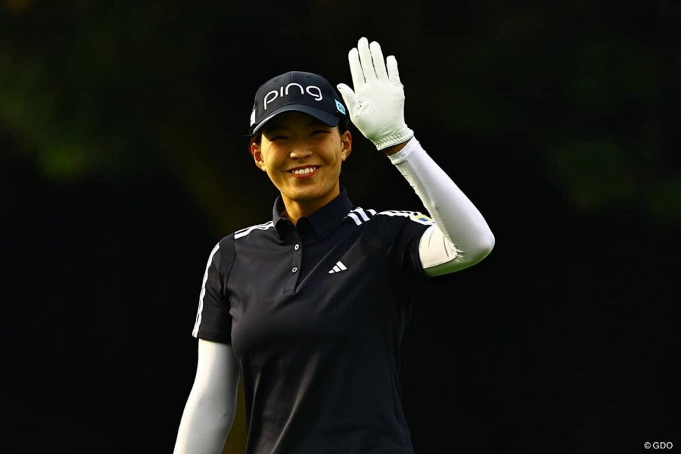 【速報】渋野日向子は1アンダーでターン 川岸史果が首位争い