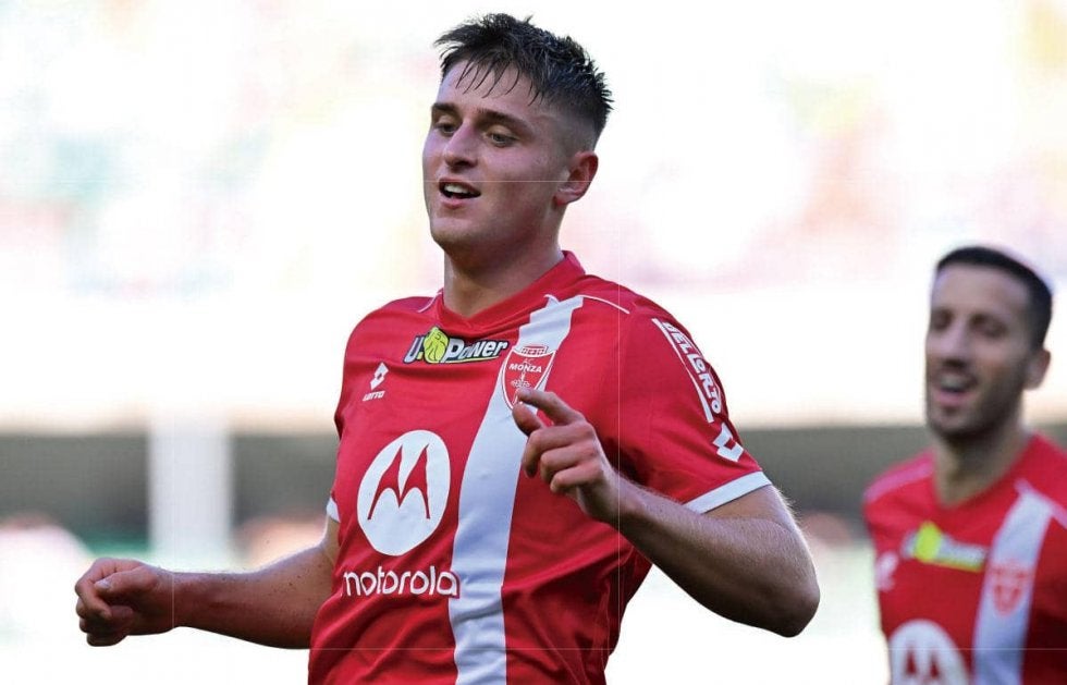 新戦力ヨビッチはノーゴール…ミランが21歳FWコロンボのレンタル放出を後悔? サッカー スポーツブル (スポブル)