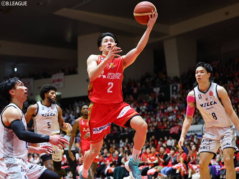 指揮官が「コート上のHCに」と期待する名古屋Dの齋藤拓実…長崎戦では18得点で勝利へ導く