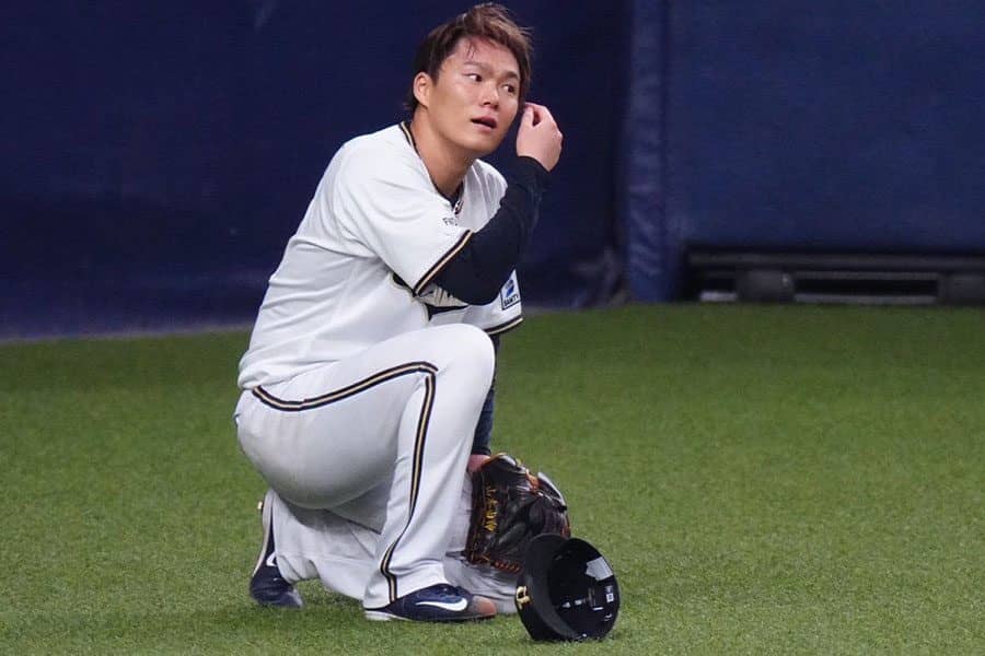 身長178センチも300億円争奪戦「聞いたことない」　山本由伸が直面した「体格の問題」