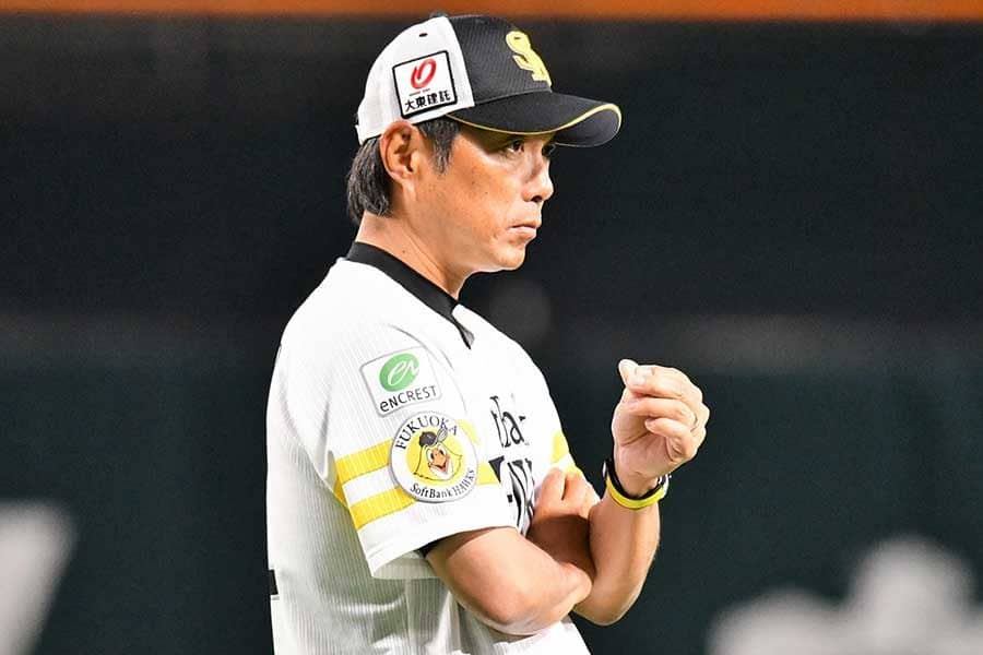 今年も大型補強か、高額年俸選手が戦力外　助っ人の大幅刷新も…鷹の戦力整理の行方