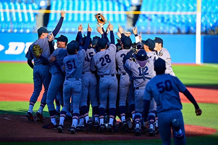 徹夜でデータ作成、朝5時半から練習補助　日本一の慶大…“試合に出ない”4年生の献身