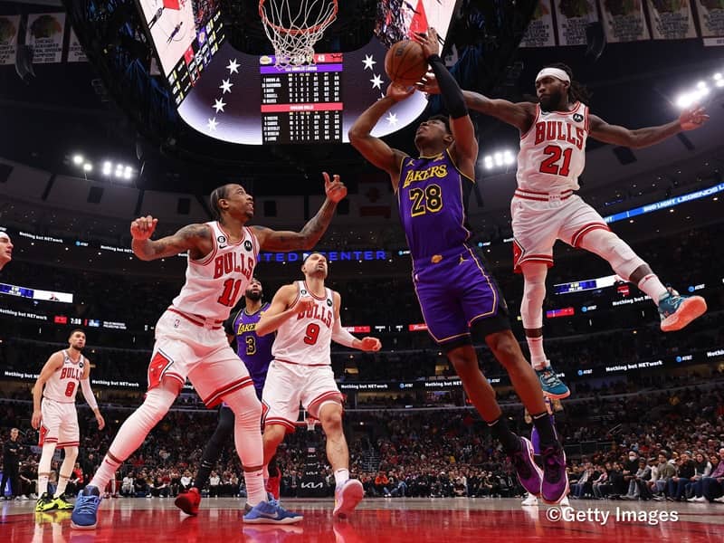 レイカーズの八村塁にブルズ移籍の噂…スター選手絡むトレードに名前が浮上