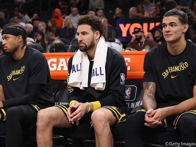 サンズ戦終盤をベンチで過ごしたトンプソン「最も負けず嫌いな男の1人なんだけど…」