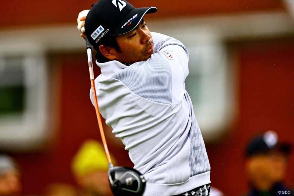 比嘉一貴が58位発進 連覇へロズナー首位