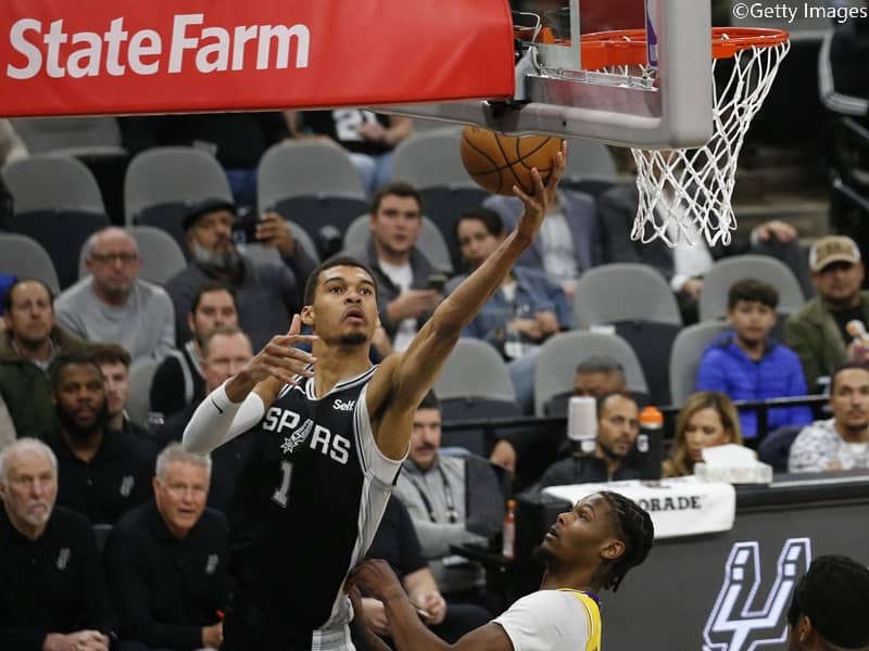 ダブルダブルを連発するウェンバンヤマが首位返り咲き／最新版ルーキーランキング