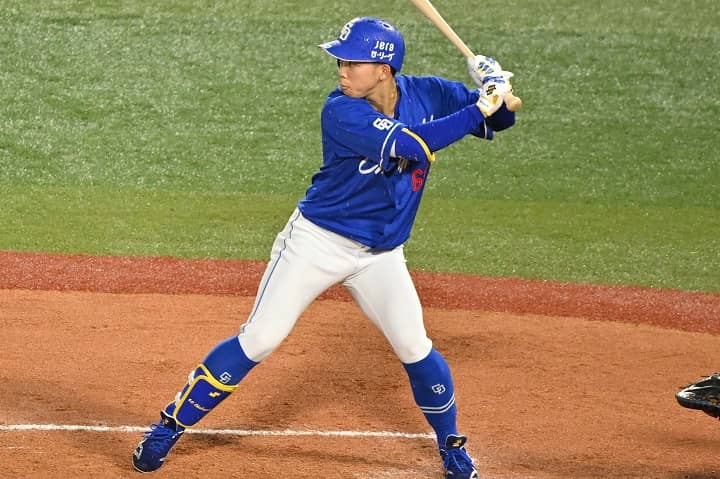 来季から背番号「1」に変更 中日・岡林勇希が歩む“ミスタードラゴンズ