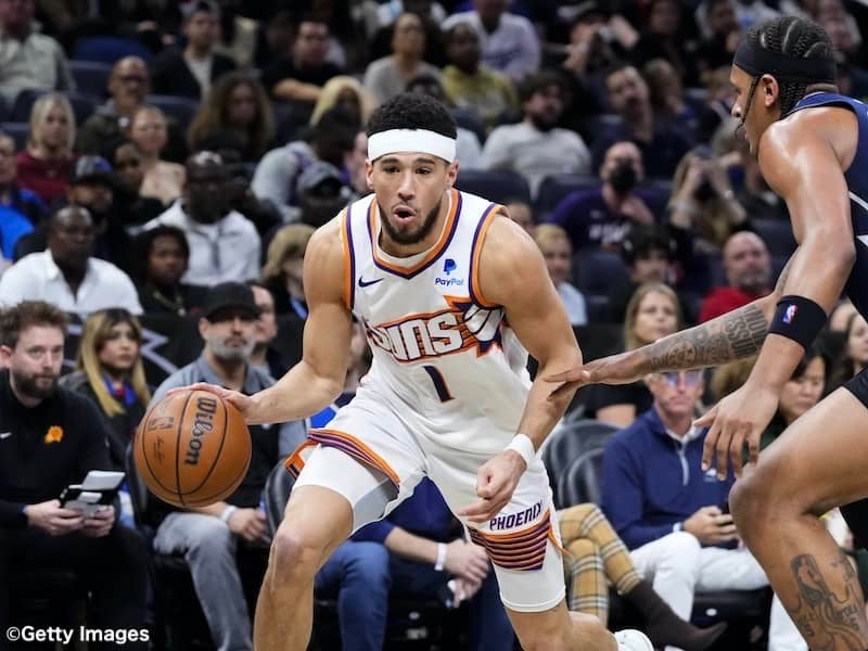 ブッカーが44得点もサンズがマジックに敗れて2連敗…渡邊雄太は2戦連続出場なし