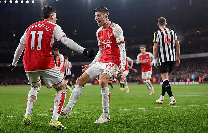 アーセナルがニューカッスルに完勝でPL6連勝！　サカ5戦連発など難敵を攻守に圧倒【プレミアリーグ】