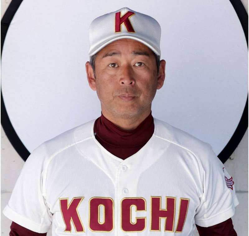 【選抜甲子園着用】高知高校ユニフォーム 高知高校ユニフォーム - メルカリ