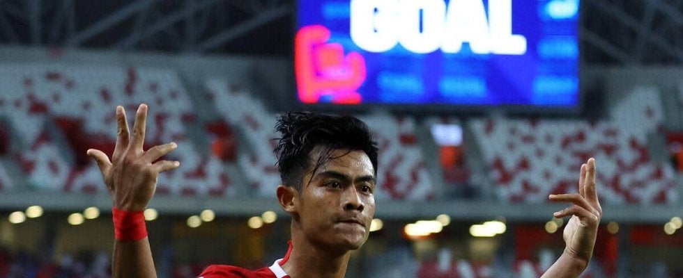 アジアカップで日本代表を苦しめたインドネシアのロングスローがW杯予選でもさく裂！元東京Vアルハンの一投でトルシエ率いるベトナム撃破