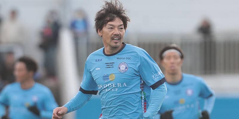 「ホント仲良し」「デート感満載」松井大輔氏と同い年の人気俳優の親密2ショットが話題「親友とデート」