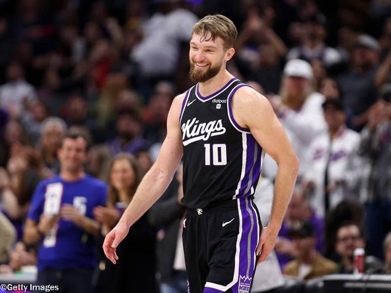 ドマンタス・サボニスがダブルダブル70回に到達…NBA史上2人目の快挙も