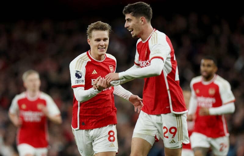 冨安途中出場のアーセナルが橋岡のOGなどでルートンに完勝し暫定首位に浮上！【プレミアリーグ】