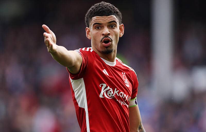 N・フォレストで奮闘するギブス=ホワイト、今夏にはプレミア複数のビッグクラブが獲得に動く? サッカー スポーツブル (スポブル)