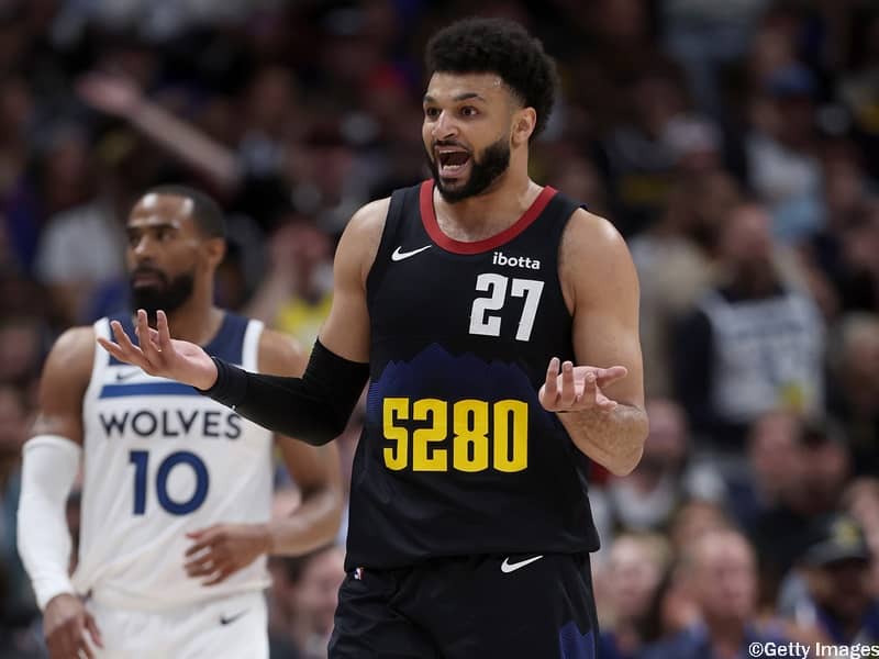 試合中にベンチからコートへ物を投げたジャマール・マレーへ約1550万円の罰金処分