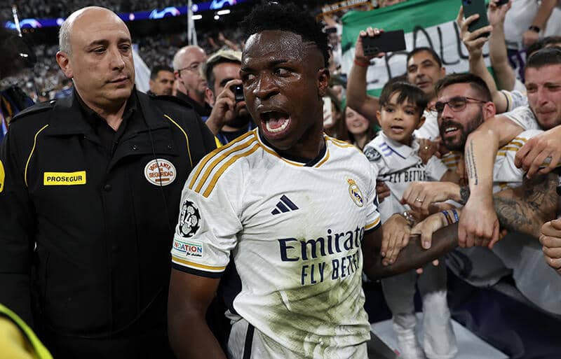 「これがレアル・マドリー！」流石の勝負強さでCL決勝進出、歓喜のヴィニシウスは「このシャツを着られて本当に幸運」