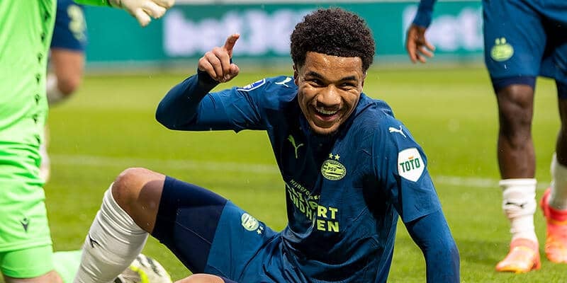 PSVがリーグ優勝に貢献のバイエルンMFティルマンを完全移籍で買い取り