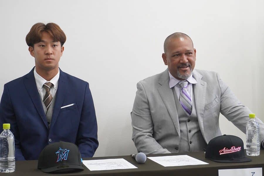 元広島右腕がマーリンズ契約会見「凄い環境でチャレンジ」　GM補佐「球速はまだ伸びる」