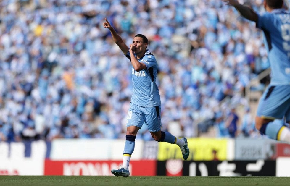 磐田が3発逆転！ レオ・ゴメスの決勝弾で下位同士のシックスポインター制す【明治安田J1第16節】