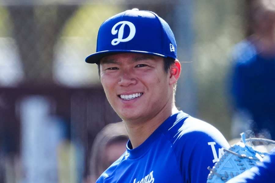 山本由伸、グッズ配布日に異例の“始球式公募” 家族や妻が通例も…「興味  