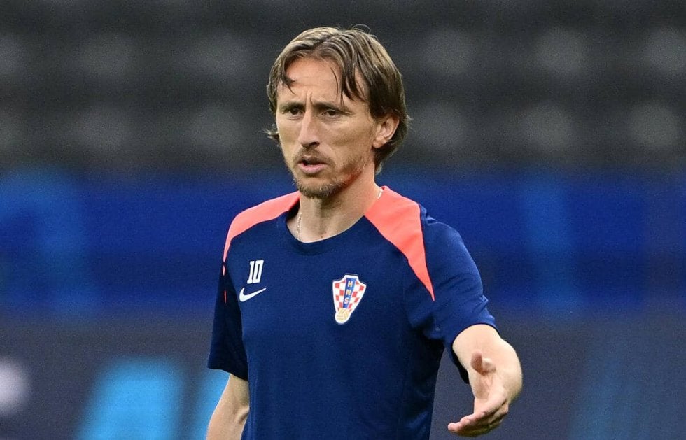 スペインとの初戦へ向かうモドリッチ、ユーロでも成功へ「素晴らしい結果を残すためにここに来ている」