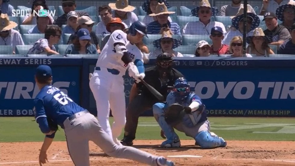 【希少】大谷翔平ゴルフスイング 大谷翔平の大きなフォローを見習いたい！ - 雑草リモートゴルファーの