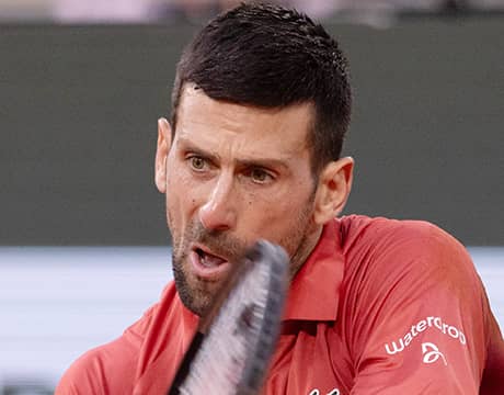 ジョコ 手術から2週間でコートへ