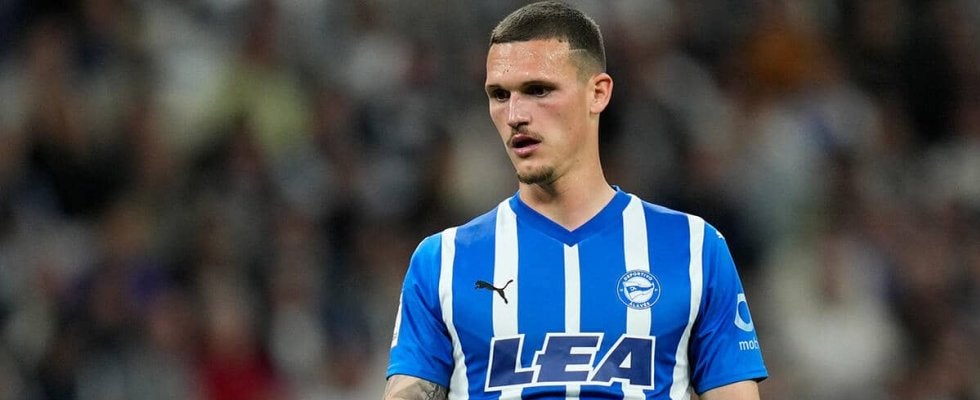 新生ナポリがマドリーDFラファ・マリン獲得へ、今季レンタル先のアラベスで活躍