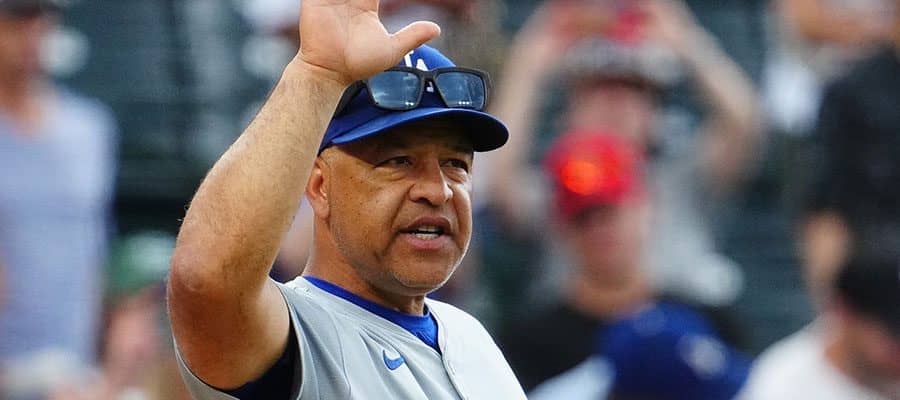 ド軍指揮官に寄り添う美女が「めっちゃ綺麗」　試合で見せない表情にSNS注目「なんて素敵」