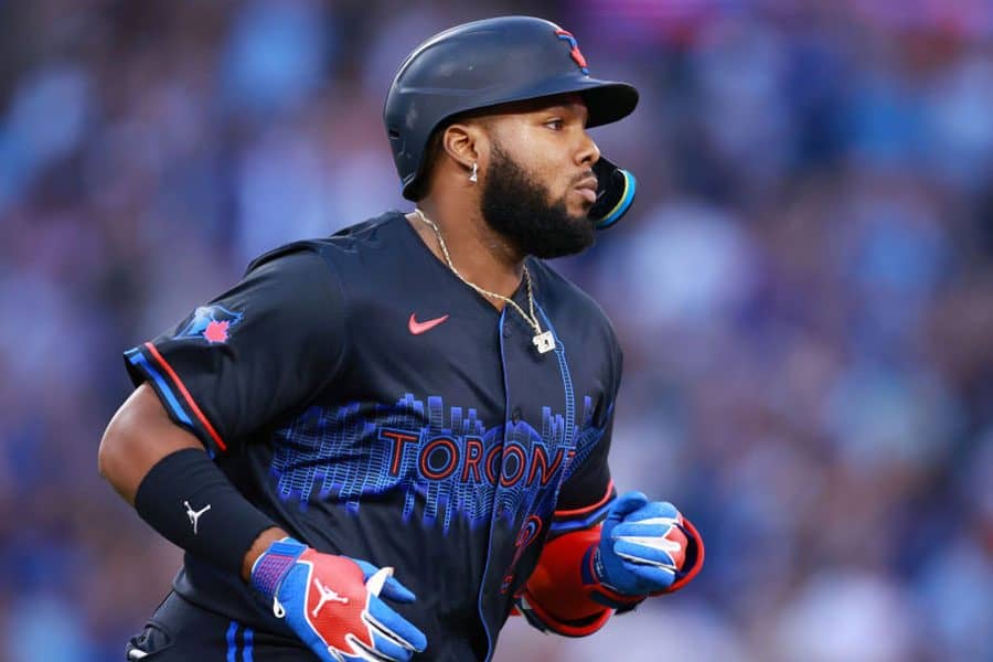 髪切って別人…大谷の元ライバルが驚異の27戦11発　消えた象徴も「伸ばしちゃいかん」