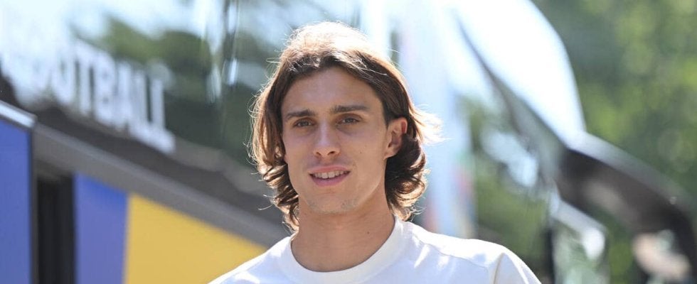 カラフィーオリがロンドンへ出発！アーセナルのメディカル受診へ…移籍が接近