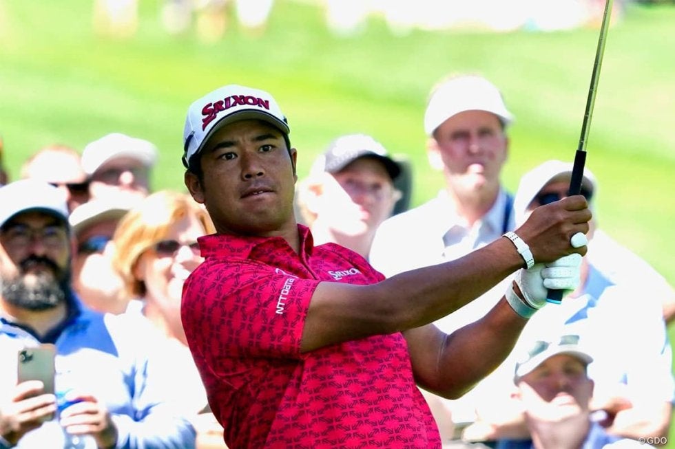 松山英樹がプレーオフシリーズ2連勝へ1打差2位発進 首位にブラッドリー