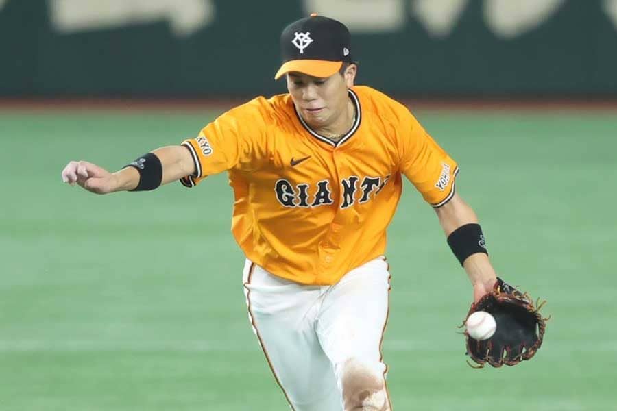 巨人23歳は「魔術師のよう」　身体能力エグすぎ…衝撃美守は「うますぎて引いた」