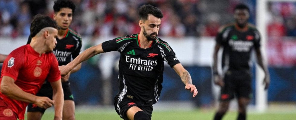 アーセナルMFヴィエイラが古巣から“救いの手”…ポルトがレンタルでクラブ間合意か