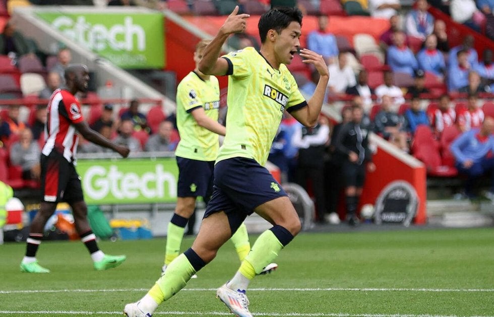 菅原由勢が圧巻ボレーでプレミア初ゴール！　開幕3連敗のセインツで気を吐く【プレミアリーグ】