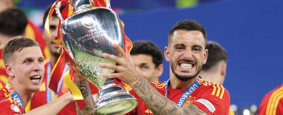 カタール移籍の34歳ホセルが今月でスペイン代表からフェードアウトへ？ デ・ラ・フエンテ監督はA代表未経験の若手に熱視線