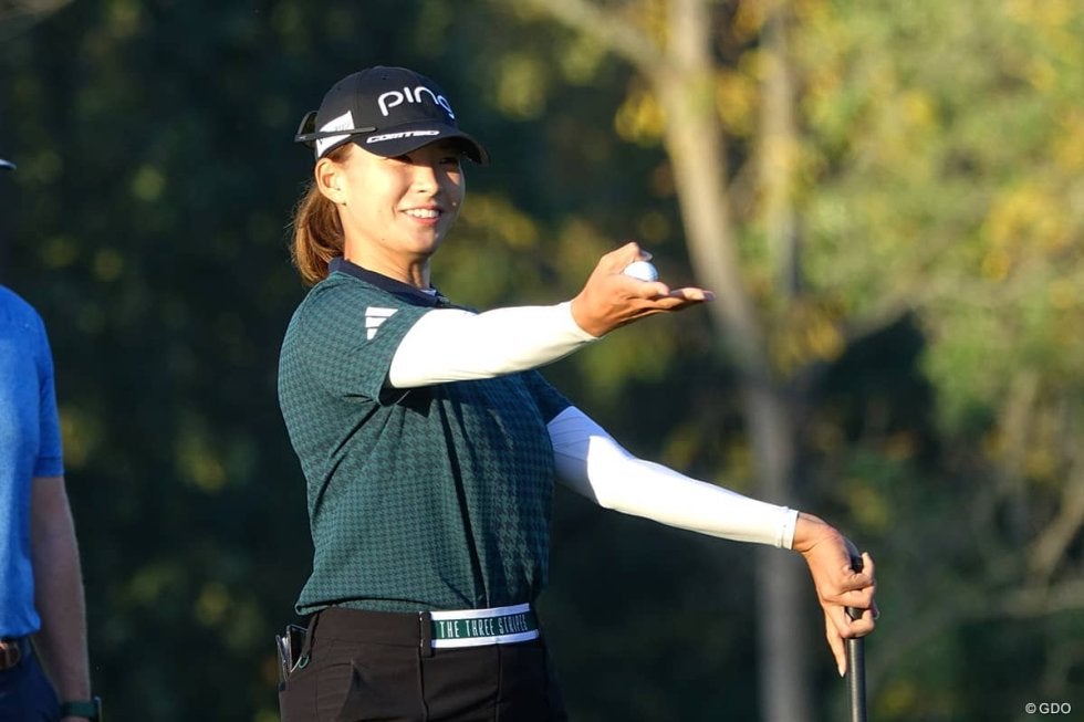 「団子、かき氷、カレーパン」 渋野日向子は“夏休み”で元気をチャージ