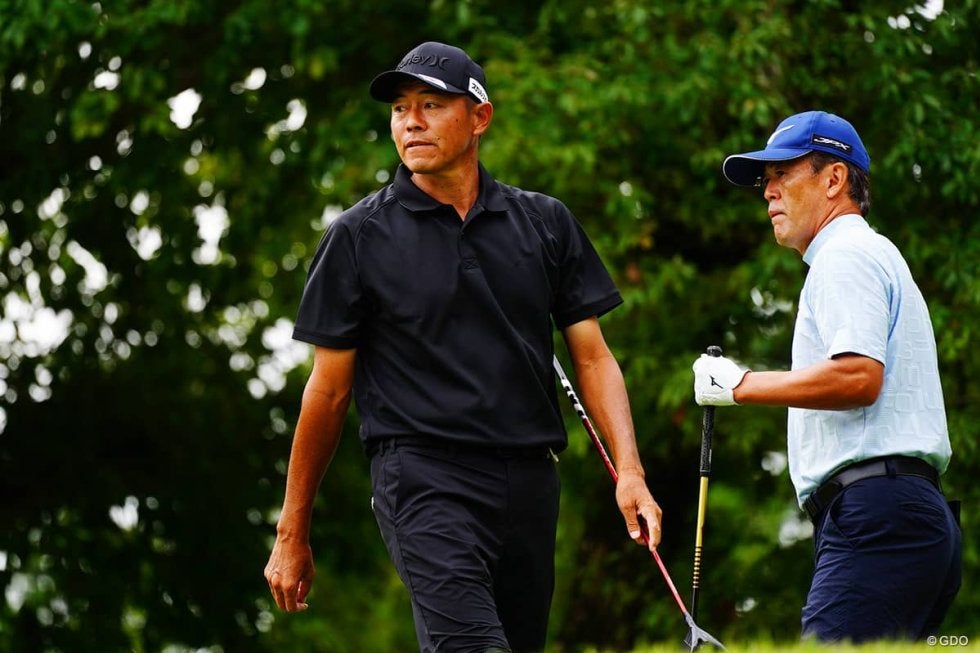 日本シニアオープン惜敗の横尾要が「日本プロシニア」で首位タイ発進