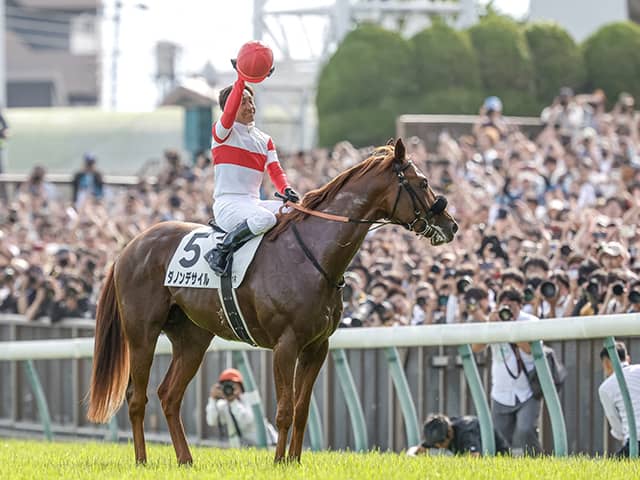 菊花賞・調教後馬体重】ダノンデサイルは526kg、コスモ