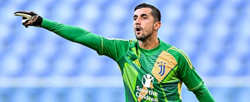 ユベントスの控えGKペリンが2027年まで契約延長！ 直近のCLシュツットガルト戦ではMOTMに