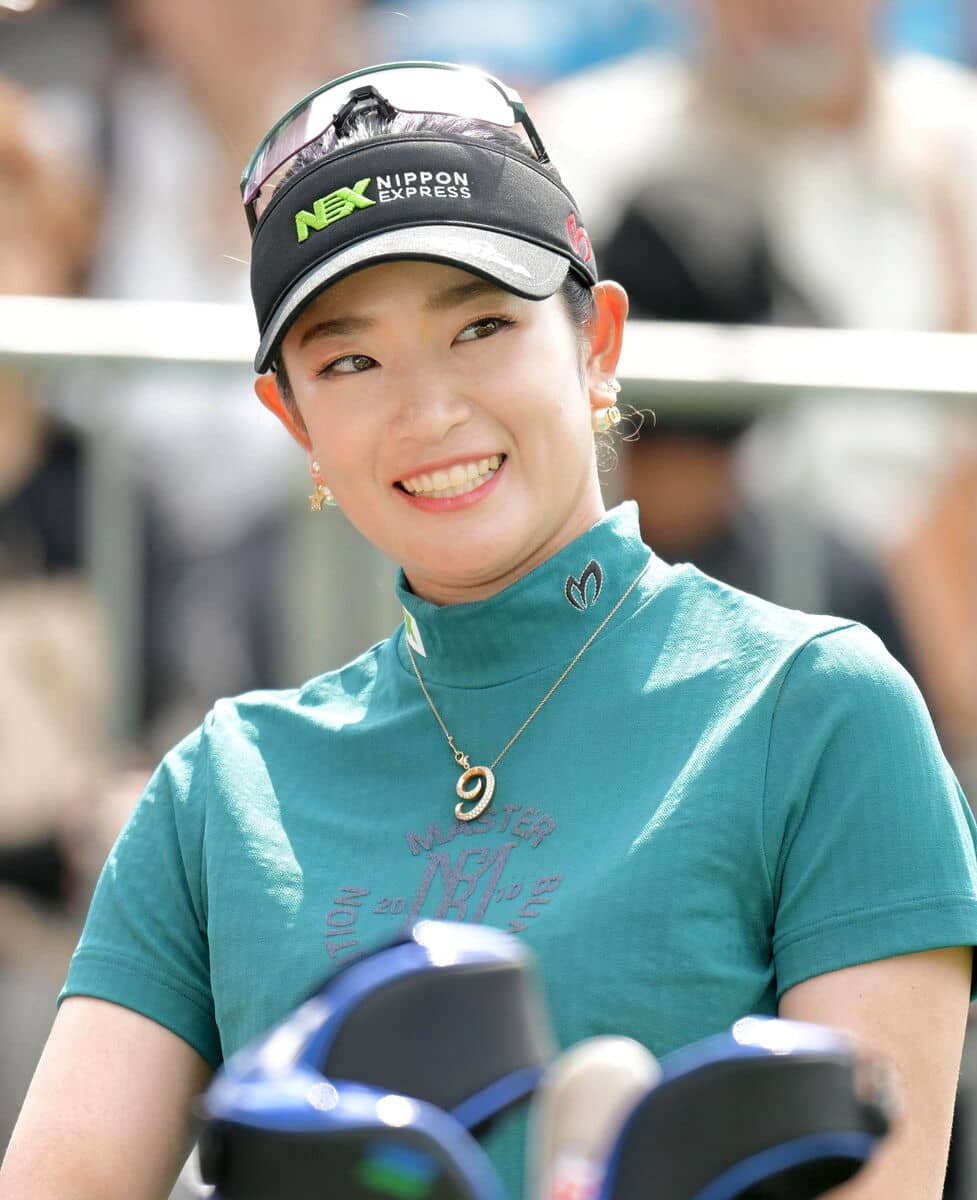 西村優菜】 2023 エポック JLPGA 女子ゴルフ 埋もれる TOP