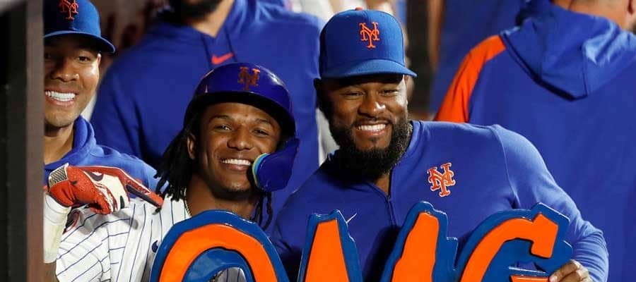 「京都来てんの？」日本にいたMLB剛腕に驚き　美人妻と文化堪能「会いたかった」