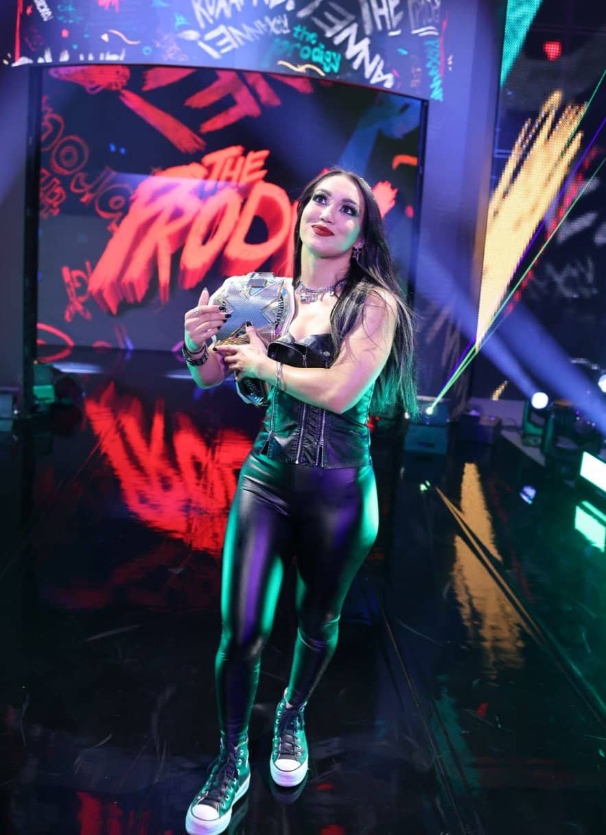 若き女子王者の“ブチギレ”が理不尽すぎる… GM補佐に八つ当たりキックをかます戦慄の瞬間